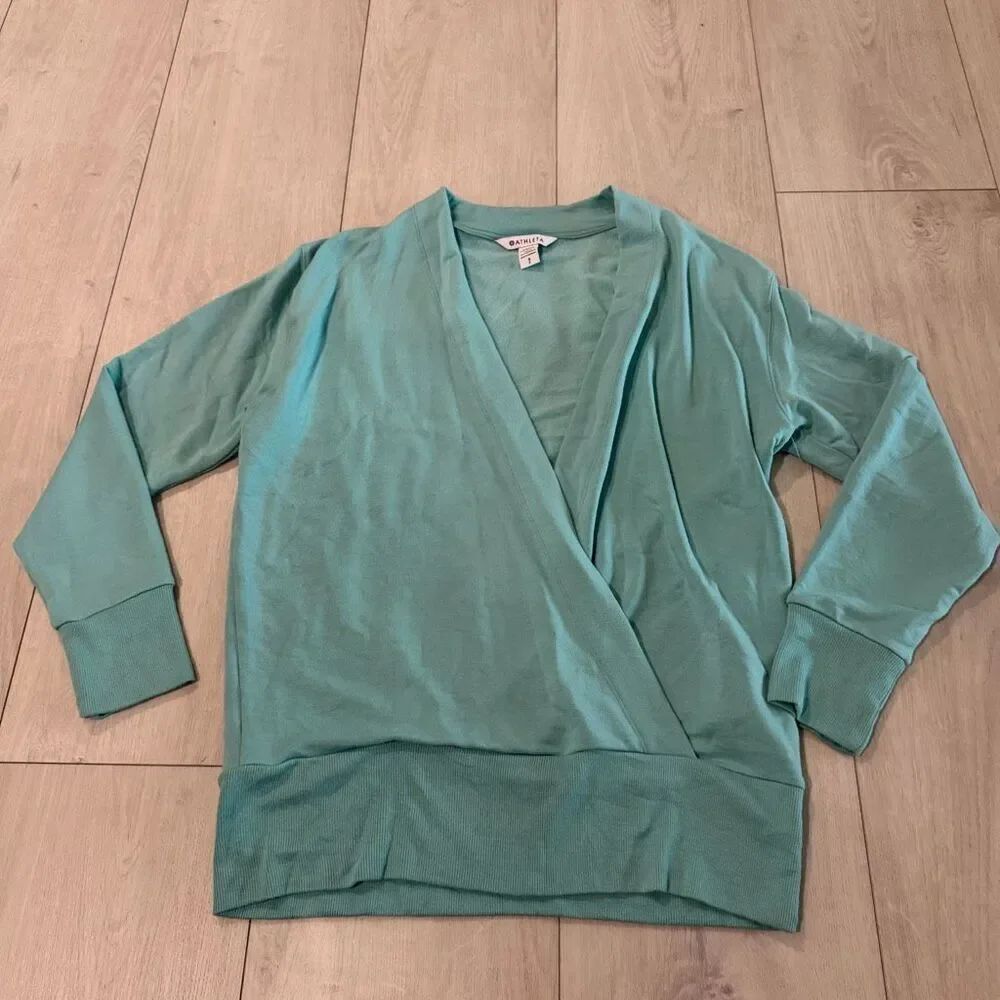 ATHLETA Purana V-neck Wrap Sweatshirt L/S Wintergreen S